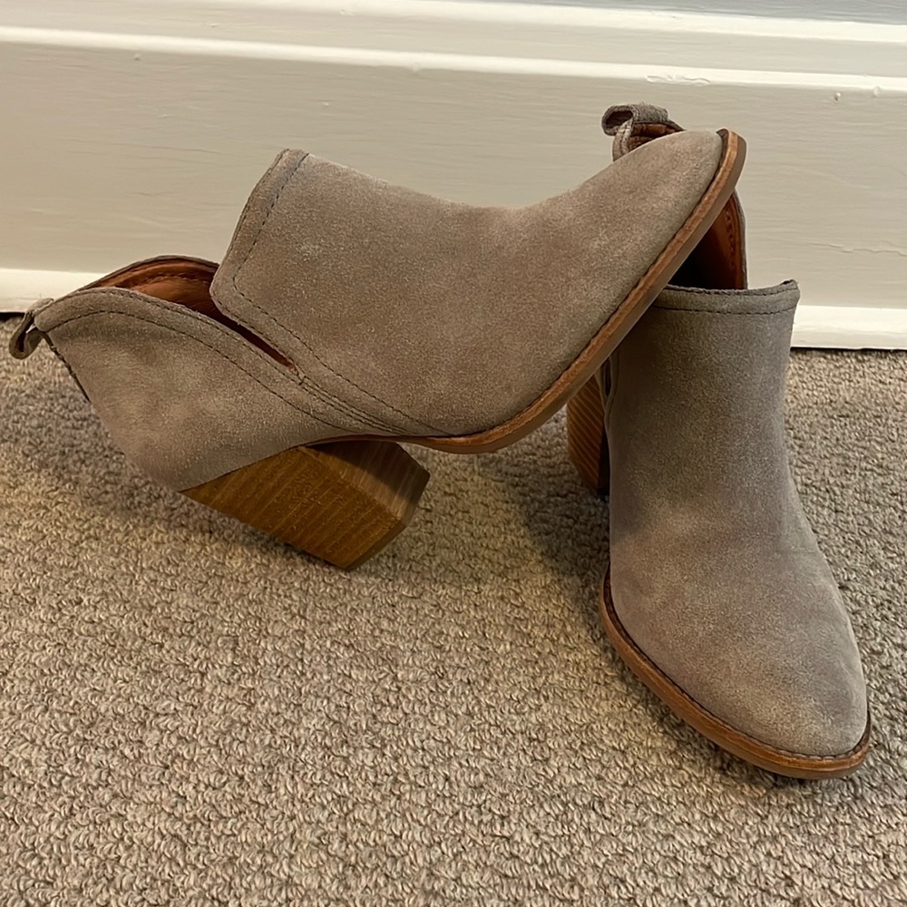 Jeffery Campbell Cromwell 9 Brown Suede Booties